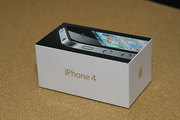 New & authentic Apple iPhone 4 32GB (factory unlocked)
